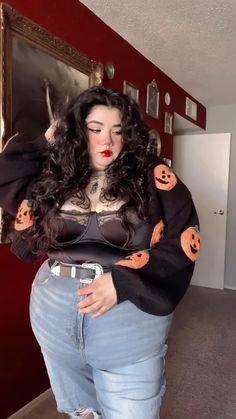 Plus size alternative fashion Plus Size Small Bust Outfits, Plus Size Goth Aesthetic, Arielle Core, Chubby Alternative Fashion, Plus Size Alt Outfits, Grunge Plus Size Outfits, Plus Size Goth Outfits, Curvy Alternative Fashion, Plus Size Grunge Outfits