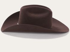 The 72 Llano 4X Cowboy Hat is constructed of 4X quality wool and features a cattleman crown and leather hat band with silver stud accents. 4X quality wool felt Made in U.S.A. Brim: 4 1/4" Crown: 4 1/4" Profile: 72 San Angelo Collection Straw Hats For Women, San Angelo, Felt Cowboy Hats, Straw Cowboy Hat, Stetson Hat, Western Store, Western Cowboy Hats, Leather Hat, Straw Hats