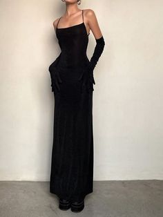 22th Birthday, Dress With Gloves, Halter Prom Dresses, Black Dresses Classy, Black Halter, Long Black Dress