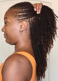 Item Sister Locs On Short Hair, Dreads Inspiration, Microloc Journey, Locs Journey, Dread Styles