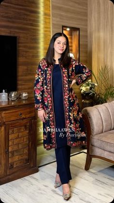 Woolen Suit Neck Design, Woollen Suit Designs Winter, Woollen Suits Design, Woolen Suits Design Winter, Woolen Suit, Kurti Neck, Winter Suit, Kurti Neck Designs