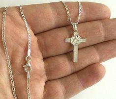 "925 STERLING SILVER SAINT BENEDICT CROSS NECKLACE . 20\" LONG GUCCI CHAIN. FOR GOOD LUCK ,PROSPERITY AND PROTECTION. PENDANT SIZE: 28 mm X 15 mm CADENA DE 925 PLATA ESTERLINA SAN BENITO CRUZ. CADENA 20\" LARGO GUCCI. PARA BUENA SUERTE ,PROSPERIDAD Y PROTECCIÓN... TAMAÑO DEL DIJE : 28 mm X 15 mm" Silver Hallmarked Necklace, Silver Hallmarked Necklace For Good Luck, St Benedict Cross, Nickel-free Sterling Silver Cross Pendant Necklace, Stainless Steel Cross Pendant Jewelry, Tarnish Resistant, Nickel-free Spiritual Cross Pendant Jewelry, Nickel-free Spiritual Cross Pendant, Figaro Necklace, Nickel-free Sterling Silver Cross Pendant