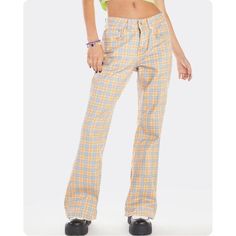 The Ragged Priest Checkered Plaid Flare Jeans Yellow & Blue Mid Rise Slim Fit Cotton Pockets Nwt Women’s Preppy Academia Boho Festival Hippie In Excellent Condition. Brand New. No Flaws. Size 30. Measurements: Waist: 15 In. Hip: 18 In. Rise: 11 In. Inseam: 30 In. Leg Opening: 10 In. All Measurements Are Approximate & Taken Flat. Ragged Priest Jeans, New Preppy, Preppy Academia, The Ragged Priest, Low Waist Jeans, Ragged Priest, Carpenter Jeans, Star Jeans, High Rise Pants