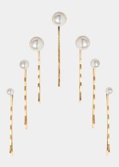 Jennifer Behr "Perla" set of seven bobby pins. Swarovski® simulated glass pearls. Velvet Turban, Luxury Hair Accessories, Jennifer Behr, Luxury Hair, Gold Crown, Accessories Handmade, Accessories Jewelry Earrings, Organic Shapes, Marie Claire