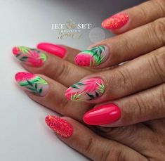 Parrot Nail Art, Nail Art Designs Bright, Tropical Summer Nails, Ombre Chrome, Toes Nails, 2024 Nails, Her Nails, Vacation Nails