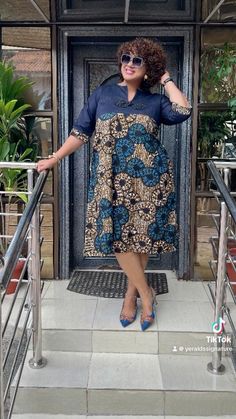 Kampala Styles, Model Batik, Kitenge Fashion, Fancy Short Dresses, African Attire Dresses, Derby Fashion, Long Dress Plus Size, Ankara Gowns, African Fashion Skirts