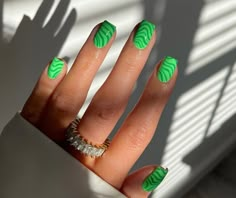 Saint Patty Nails, St Patrick Day Nails Acrylic, St Patricks Nail Designs, Saint Patrick Nail, Nails Pictures, St Patrick's Day Nails, St Patricks Day Nails, Zebra Nails, Green Nail Designs