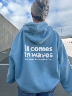 ride the waves hoodie trendy and original :) unisex Gildan hoodie with high quality screen-print. our model is wearing large - size up for an oversize fit. 50% pre-shrunk cotton, 50% polyester This item is MADE TO ORDER. Production takes up to 7 days, and shipping takes additional time - time varies by carrier. if you have any questions, please feel free to contact me through my shop :) Happy Hoodie, Loose Hoodie, Traje Casual, Estilo Chic, Large Sweaters, Sweater Collection, Sports Hoodies, What Makes You Happy, Urban Chic