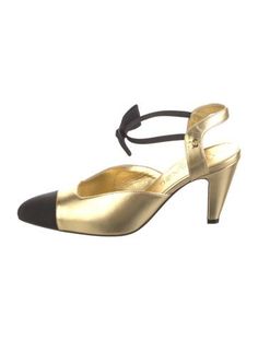 Chanel Leather Slingback PumpsFrom the Pre-Fall 2020 Collection by Virginie ViardGold & MetallicInterlocking CC LogoGrosgrain & Bow AccentsSemi-Pointed ToesStrapsDesigner Fit: This style typically runs narrow and a half size small.Unfortunately, due to restrictions, this item may not be eligible for shipping in all areas. Chanel Slingback Shoes Two Tones, Chanel Two Tone Pumps, Chanel 2020, Men Earrings, Cc Logo, Slingback Pump, Accessories Jacket, Chanel Shoes, Pre Fall