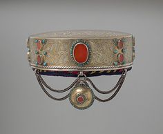 Crown Hat, New York Museums, Chain Loop, Crown Jewels, Central Asia, Traditional Jewelry, Tiaras And Crowns