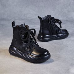 Gender: Women Item Type: Boots Main Material: Cow Leather Style: Casual, Classic, Retro Season: Spring, Autumn, Winter Heel Type: Flat Outsole Material: Rubber Heel Height: Mid-Heel (4 cm) Size Length cm inch 35 22.5 8.86 36 23 9.06 37 23.5 9.25 38 24 9.45 39 24.5 9.65 40 25 9.84 Fall Streetwear Lace-up Boots With Round Toe, Fall Season Flat Heel Martin Boots For Streetwear, Fall Flat Heel Martin Boots For Streetwear, Flat Heel Martin Boots For Streetwear In Fall, Casual Martin Boots With Platform And Round Toe, Fall Season Closed Toe Platform Boots For Streetwear, Trendy Platform Moto Boots With Closed Toe, Casual Martin Boots With Platform, Trendy Closed Toe Platform Moto Boots