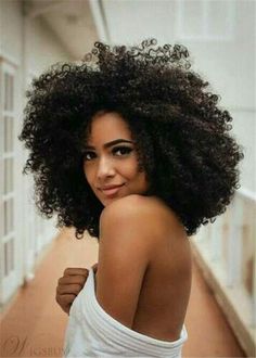 Hairstyles Protective, Leda Muir, Cabello Afro Natural, Big Afro, Sew In Hair Extensions, African American Wigs, Linda Hallberg, Pelo Afro