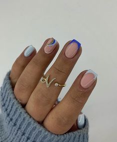 Pretty Short Nails, Acrylic Nail Designs Classy, Coffin Nails Ombre, Vibrant Nails, Simple Gel Nails, Glow Nails, Classy Nails, Chic Nails, Short Acrylic Nails