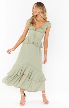 Reese Ruffle Dress ~ Moss Green Crisp – Show Me Your Mumu Light Green Bridesmaid Dresses, Moss Bridesmaid Dress, Metallic Bridesmaid Dresses, Garden Wedding Dress Guest, Olive Green Bridesmaid Dresses, Pastel Bridesmaids, Pastel Bridesmaid Dresses, How Many Bridesmaids, Sage Bridesmaid Dresses