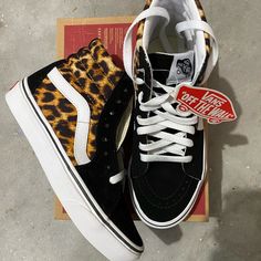 New In Box, Missing The Lid Women’s Shoes Cheetah Vans Brown, Funny Short Clips, High Top Vans, Short Humor, Funny Short, Sk8 Hi, Crazy Shoes, Womens Vans, Fashion Sneakers