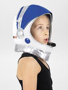 Casco de astronauta - Blanco -  - ONESIZE - Un casco de astronauta para jugar a ser un aventurero del espacio.   - Casco de astronauta  - Detalle brillante Kids Helmets, Crochet Kit, Protective Packaging, Dvd Blu Ray, Bicycle Helmet, Mardi Gras, Party Themes, Trucker Hat