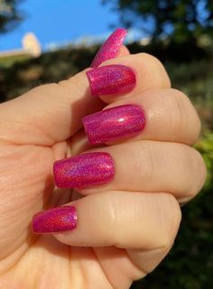 Holographic Gel Nails Short, Fushia Glitter Nails, Colorful Pink Nails, Hot Pink Velvet Nails, Bright Magenta Nails, Fuchsia Glitter Nails, Bright Hot Pink Nails, Hot Pink Shimmer Nails, Hot Pink Glitter Nails Short