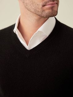 Black Cashmere V Neck | Luca Faloni Business Casual Looks, Black V Neck Sweater, Black Pure, Sold Out Sign, Cashmere Yarn, Cashmere Jumper, Northern Italy, Fine Yarn, Bergamo