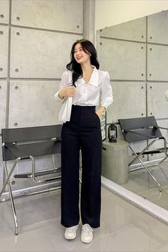 Smart Casual Skirt, Smart And Casual, Smart Casual Women, Korea Girl, Smart Business, Cute Selfies Poses