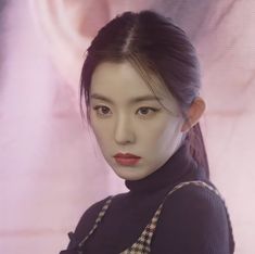 Irene pics on Twitter: "… " Red Velvet Photoshoot, Blackpink Members, Neo Soul, Jennifer Winget, Velvet Fashion, Girl Bands, Korean Beauty