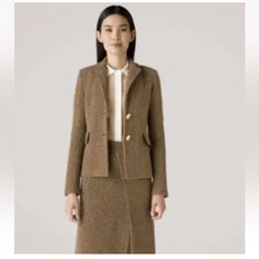 Stuttering Tailored Tweed Dress For Work, Wool Skirt Suit For Fall, Classic Tweed Skirt Suit For Office, Tailored Wool Tweed Dress For Work, Tailored Tweed Wool Dress For Work, Tailored Tweed Skirt Suit For Office, Office Tweed Tailored Skirt Suit, Chic Tweed Skirt Suit For Work, Tailored Wool Skirt Suit For Work