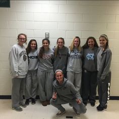 Grout Fit Outfit, Groutfit Spirit Week, Groutfit Outfit, Girls In Sweats, Spirit Weeks, Spirit Week Themes, Spirit Week Outfits, Week Outfits, Football Spirit