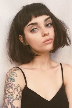 Brunette Bob Haircut, Drawing Hair, Bangs With Medium Hair, Super Hair, Trendy Hair Color, Hair Tutorials