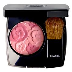 Chanel Exclusive Limited Edition Jardin De Chanel Blush Amelia Rose. An Exquisite Soft Silky Rose & Pink Blush With An Embossed Camellia Flower Design. An Expert Mix Of Shades In Espeigle & Malice Intertwined. Any All Shades Pink-Rosy Obsessed Makeup Lover Can Not Live Without This! A Joues Contraste Formula Featuring Baked & Blurring Powder Technology. This One Is Softer Than Their Average Baked Formula It’s Delicate & Soft, & Skin Perfecting. It Looks Completely Flawless On The Skin, No Matter Blurring Powder, Chanel Blush, Chanel Les Beiges, Amelia Rose, Blush Boutique, Chanel Makeup, Camellia Flower, Pink Chanel, Blush Palette