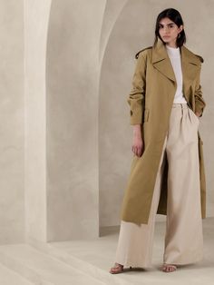 Timeless Trench Coat | Banana Republic Elegant Trench Coat, British Khaki, Fly Girl, Mood Board Fashion, Coat Women, Style Mistakes, New Black, Banana Republic, Trench Coat