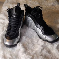 Worn Twice! These Are A 6.5y. Nike Silver, Foam Posites, New Nike, Mens Shoes Sneakers, Men's Nike, Black Silver, Nike Men, Nike Shoes, Men's Shoes