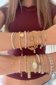 #gold #jewelry #bracelet #goldjewelryideas Mixed Bracelet Stack, Bracelet Stack Van Cleef, Nice Jewelry Aesthetic, Bracelet Combos Jewelry, Outfits With Lots Of Jewelry, Gold Bracelet Stack Aesthetic, Everyday Gold Bracelet Stack, Aesthetic Gold Bracelets, Maximalist Bracelet Stack