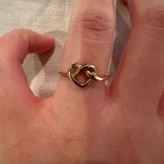 James Avery Delicate Heart Knot Ring Size 4 Solid 14k Gold Made In Texas Lightly Used Heart Knot Ring, James Avery Rings, Heart Knot, James Avery Jewelry, James Avery, Knot Ring, Womens Jewelry Rings, Heart Ring, Gold Color