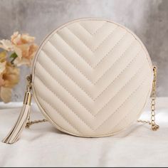 Ivory, Circle Shaped, Gold Chain Cross Body Trendy And Super Cute! Material: Pu Leather Tassel Decor, Round Purse, Circle Bag, Tassels Decor, Beige Bag, Minimalist Studs, Faux Leather Bag, Brown Crossbody, Fancy Bags