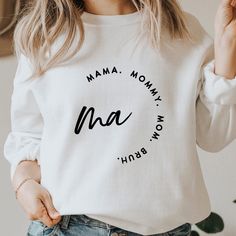 Mama Mommy Mom Bruh, Mommy Mom Bruh, Idee Cricut, Mama Hoodie, Mommy Shirts, Cursive Writing, Perfect Gift For Mom, Diy Shirt