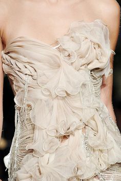 Detail Couture, Marchesa Spring, Couture Details, 가을 패션, Gorgeous Gowns, Marchesa, Fashion Details, A Dress, Fashion Week Spring