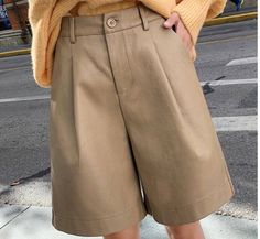 PU Leather High Waisted Loose Shorts Leather Shorts Women, Womens High Waisted Shorts, Button Fashion, High Waist Wide Leg Pants, Short Models, England Fashion, Five Points, Leather Trousers, Plus Size Shorts