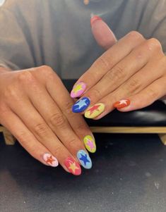 Shirt Summer Nails, Fun Easy Nails, Bright Summer Nails 2024, Bright Colorful Nails, Summer Funky Nails, Funky Nails Inspo Summer, Summer Nails2024, Costa Rica Nails, Different Design On Each Nail