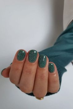 Aesthetic Nails Green, Nails Mom, Nye Nails, 20 Aesthetic, Fall Nail Ideas, Short Gel Nails, Nails Green, Aesthetic Nails, Christmas Gel Nails