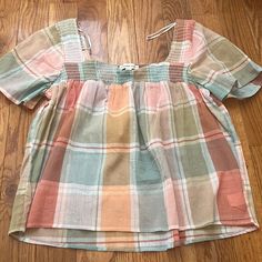 Plaid Bright Colored Blouse From Alexander Jordan Seize Medium And Never Worn. Plaid Clothing, Dream Summer, Anime Printables, Plaid Outfits, Plaid Blouse, Bright Colored, Fit Inspo, Summer Wardrobe, Blouse Designs