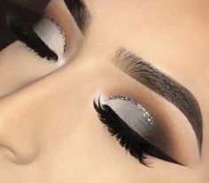 Make Up Designs, Black Eye Makeup, Grey Makeup, Drag Make-up, Dramatic Makeup, Makijaż Smokey Eye, Makeup Eye Looks, Latest Makeup, Make Up Looks