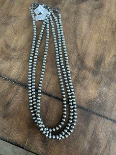 6mm Navajos 22in Western Prom, Leather Beaded Jewelry, Western Fashion Jewelry, Western Wear Outfits, Western Clothing, Cowgirl Jewelry, Western Outfits Women, Prom Ideas, Navajo Jewelry