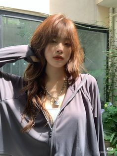 Korean Long Hair With Bangs, Indian Hair Cuts, Flowy Hair, Kpop Hair, Shot Hair Styles, Long Hair With Bangs, Long Wavy Hair, Hair Inspo Color, Model Hair