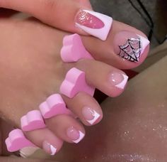 Pedicure Ideas Halloween, Goth Pedicure, Halloween Pedicure Ideas, Halloween Nail Ideas, Holloween Nails, Eye Nail Art