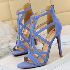 Flock Heels Peep Toe Sandals | Uniqistic.com Chic High Heels, High Heel Stiefel, Gladiator Sandals Heels, Dr Shoes, Roman Style, Gladiator Heels, Roman Fashion, Super High Heels, Peep Toe Sandals