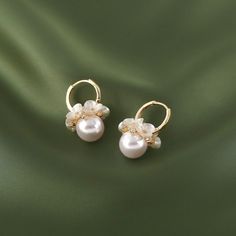 With A Refined Design,This Earring Is Decorated With Flower And Pearl, Shines With Beauty And Adds A Luxurious Look. Perfect Gift: This Earrings Will Be A Special Gift For Friends, Wife, Daughter, Mother, Sister, Perfect Gift For Christmas, Graduation, Birthday, Thanksgiving Day, Anniversary, Graduated Day, Mother's Day. Material: Alloy/Pearl/Acrylic/Rhinestone Earrings Length: 1.0" Pearl Size: 12mm Color: Gold Pearl White Flower Drop Earrings, Pearl White Pearl Drop Flower Earrings, Pearl Charm Drop Flower Earrings, Pearl Flower Drop Earrings With Pearl Charm, Pearl White Dangle Flower Earrings, Pearl White Drop Earrings With Pearl Drop, Pearl White Dangle Pearl Flower Earrings, Pearl Drop Flower Shaped Earrings, Pearl White Pearl Dangle Flower Earrings