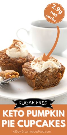 keto pumpkin pie cupcakes with sugar free frosting