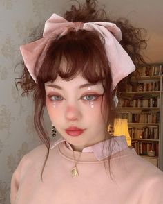 Harajuku Makeup Looks, Bunny Inspired Makeup, Cute Makeup Looks Kawaii, Bunny Pretty Makeup, Bunny Makeup Aesthetic, Doll Makeup Aesthetic, Sweet Makeup Look, Bunny Hairstyle, Dollcore Makeup