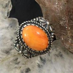 ad eBay - Find many great new & used options and get the best deals for Carolyn Pollack Vintage Sterling Silver Oval Orange Spiny Oyster Decorated Ring at the best online prices at eBay! Free shipping for many products! Shield Ring, Saw Tooth, Spiny Oyster, Bright And Beautiful, Southwestern Style, Ring For Women, Vintage Sterling Silver, Ebay Finds, Sterling Silver