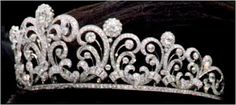 The Royal Order of Sartorial Splendor: Tiara Thursday: The Japanese Crown Princess Scroll Tiara Masako Owada, Japanese Crown, Crowns Royal, Tiara Diamond, Royal Crown Jewels, Royal Jewellery, Jeweled Shoes, Royal Crowns, Beautiful Tiaras