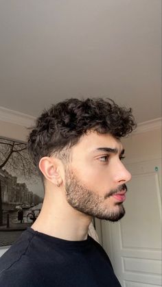 Wedding Mens Hairstyles, Wavy Hair And Beard, Hairstyle For Men 2024, Curly Hair Haircuts Men, Mens Haircut Long On Top Curly, 2024 Men Haircut, Short Curly Hair Men Haircuts, Haircuts For Men With Curly Hair, Men Curly Haircut